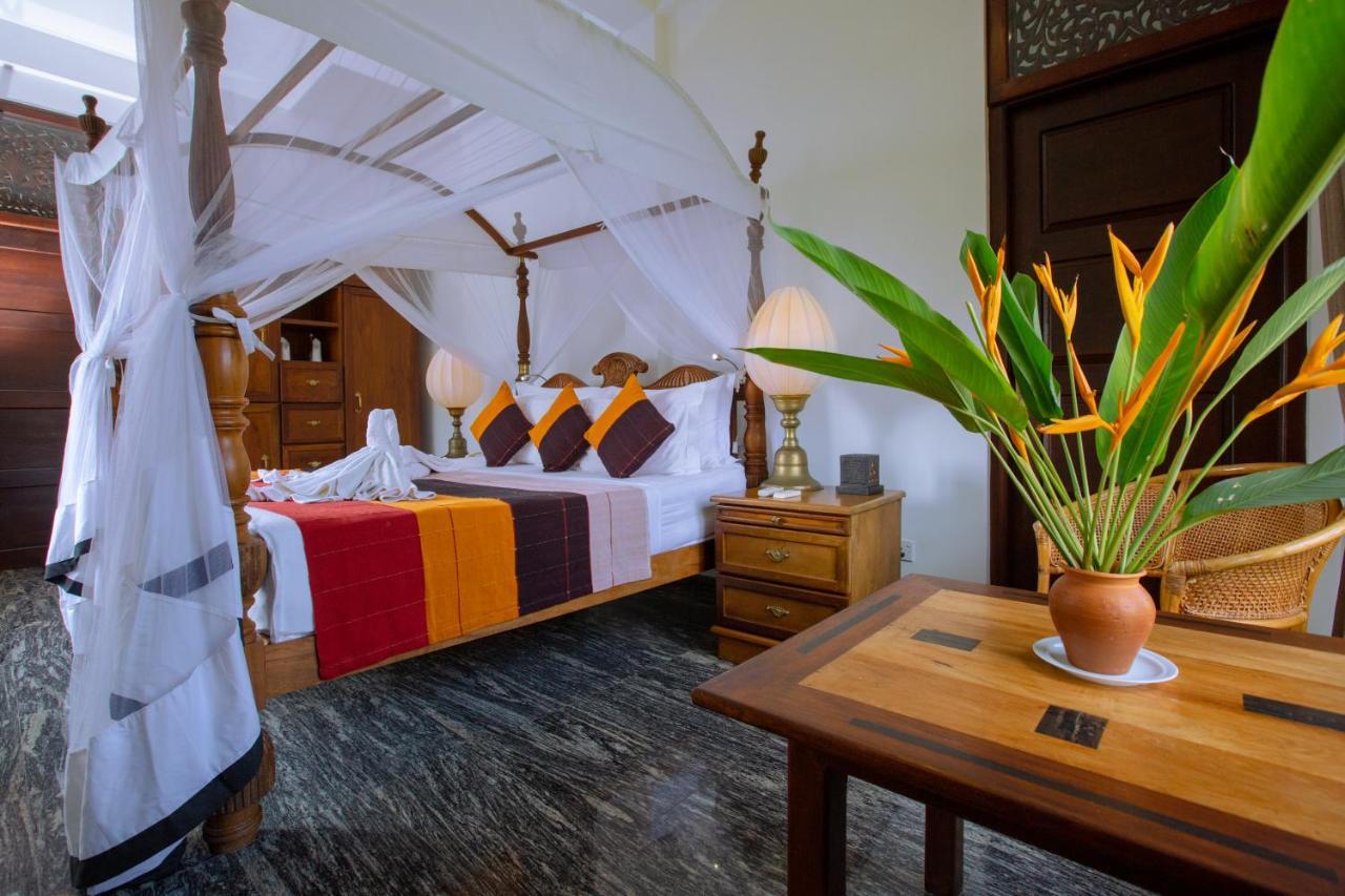 นิยาคามา เฮาส์ Hotel กอลล์ ภายนอก รูปภาพ