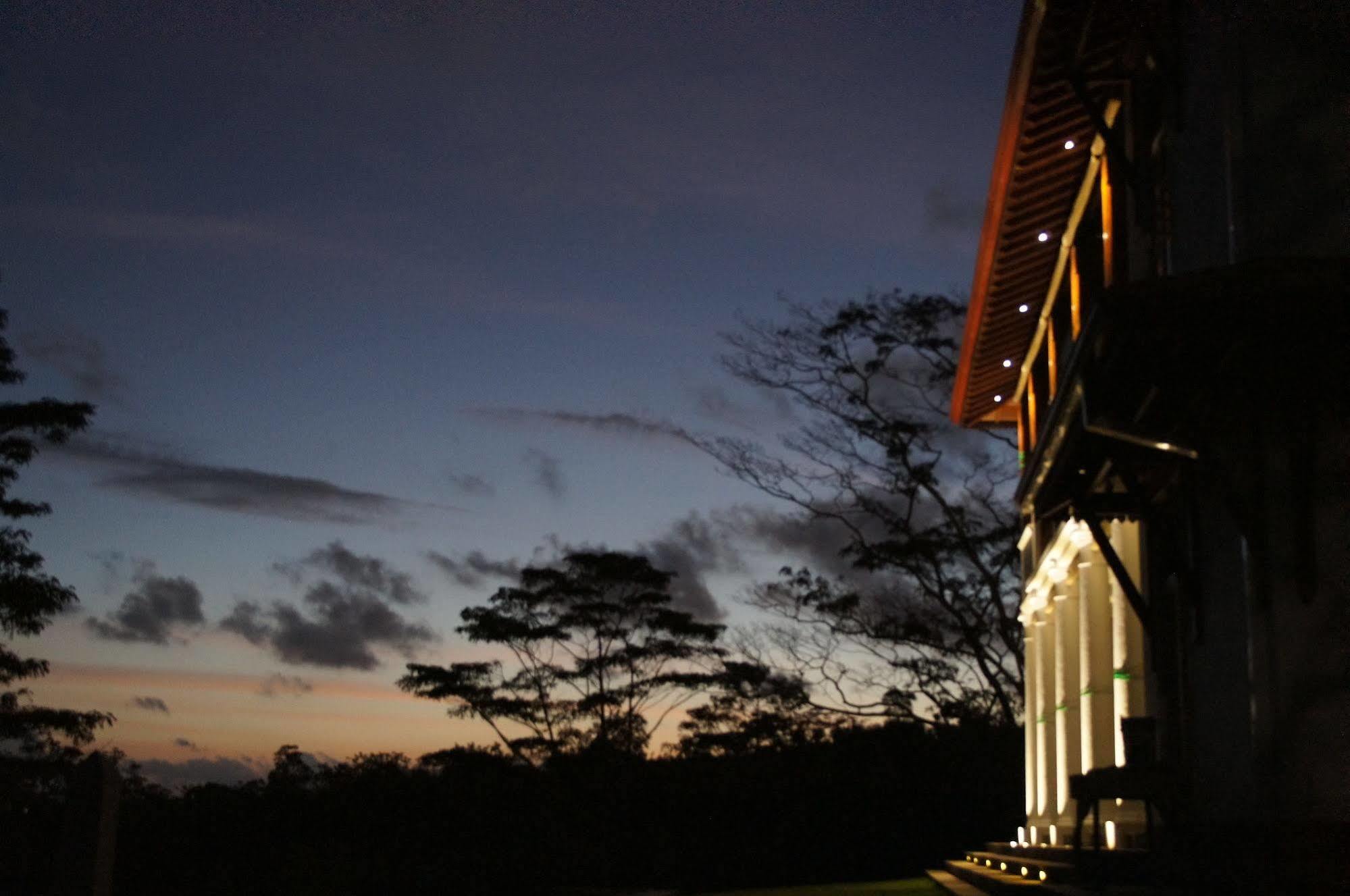 นิยาคามา เฮาส์ Hotel กอลล์ ภายนอก รูปภาพ